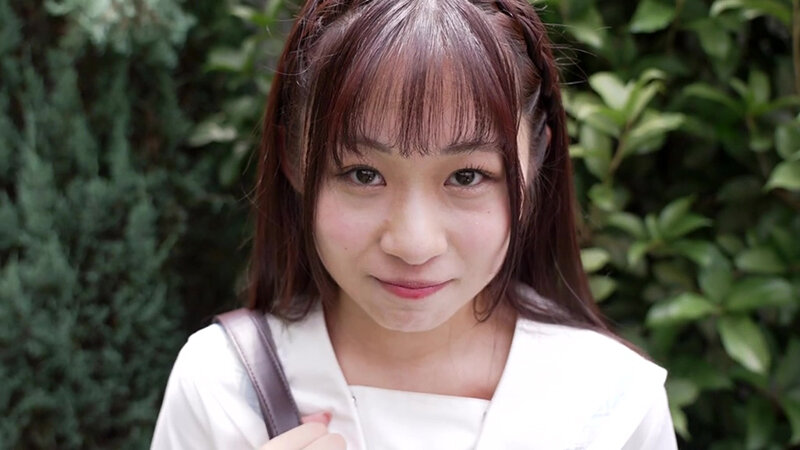 あいみの制服コスプレ