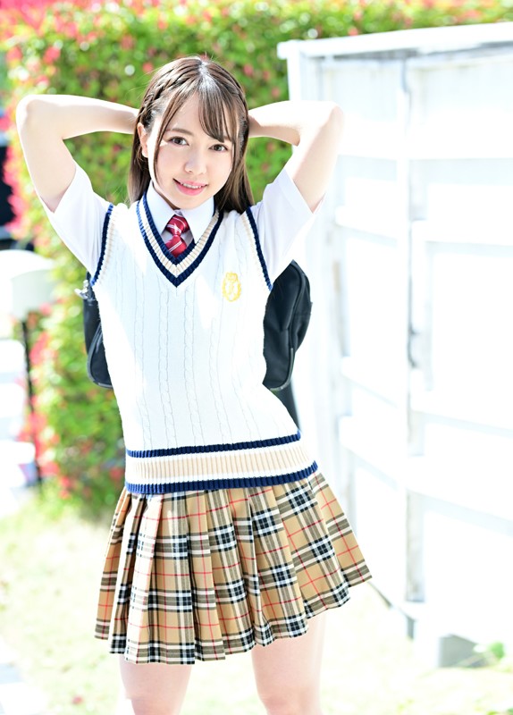 小倉姫香の制服コスプレ