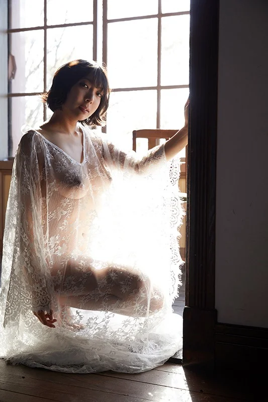 麻倉まりなの乳首透け巨乳