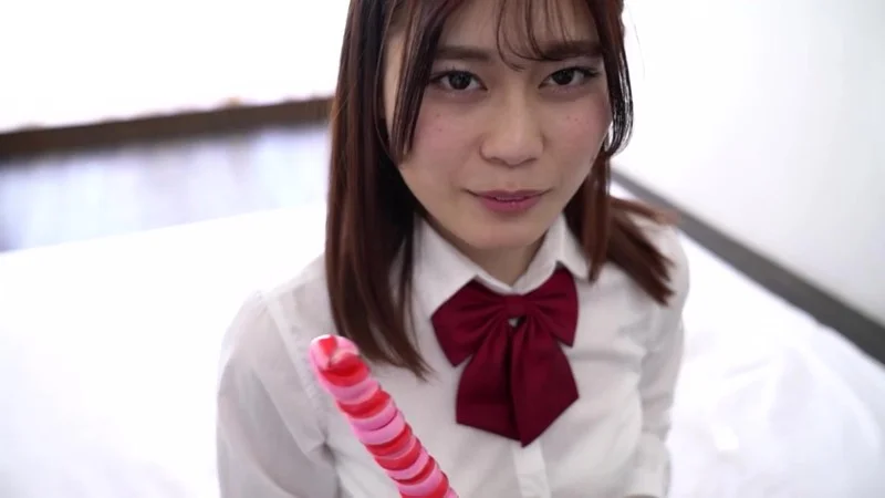 森本遥香（遠藤美南）の制服コスプレ