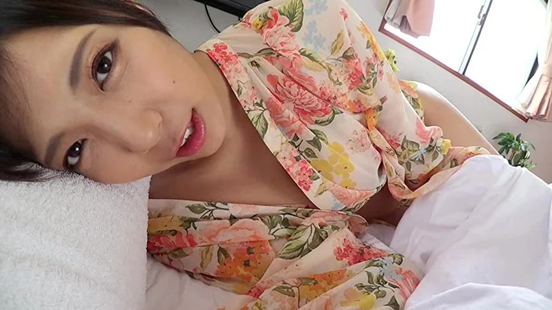 麻倉まりなの乳首透け巨乳